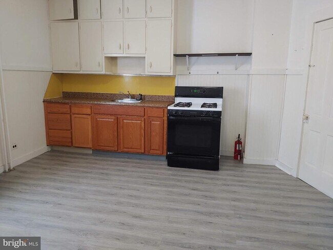 Foto del edificio - 635 Klockner Rd