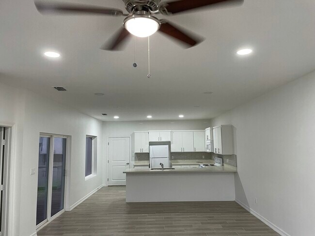 Foto del edificio - 6905 N 5th St