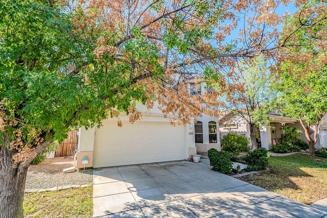 Gorgeous Home in a Beautiful Golf Course C... - Gorgeous Home in a Beautiful Golf Course C...