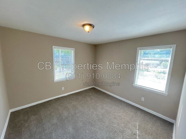 Building Photo - 2158 Pueblo Ave