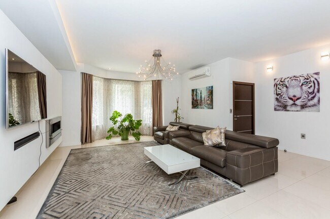 Foto del edificio - 96 Columbia Terrace