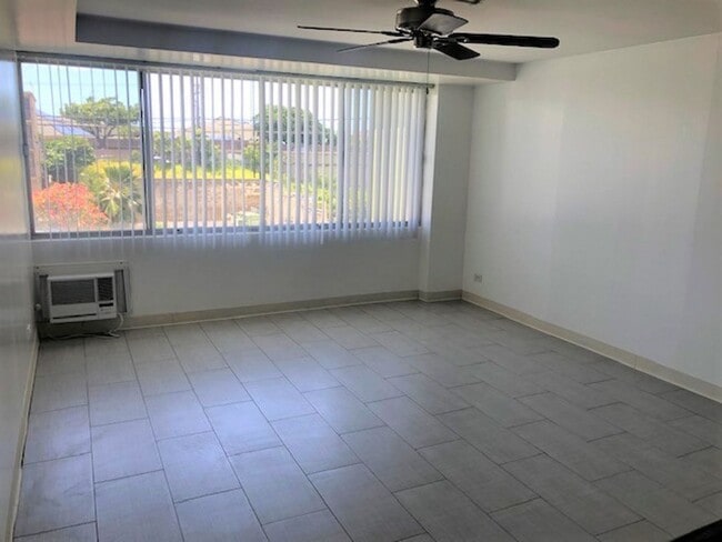 Foto del edificio - Upgraded Studio Unit at the Five Regents i...