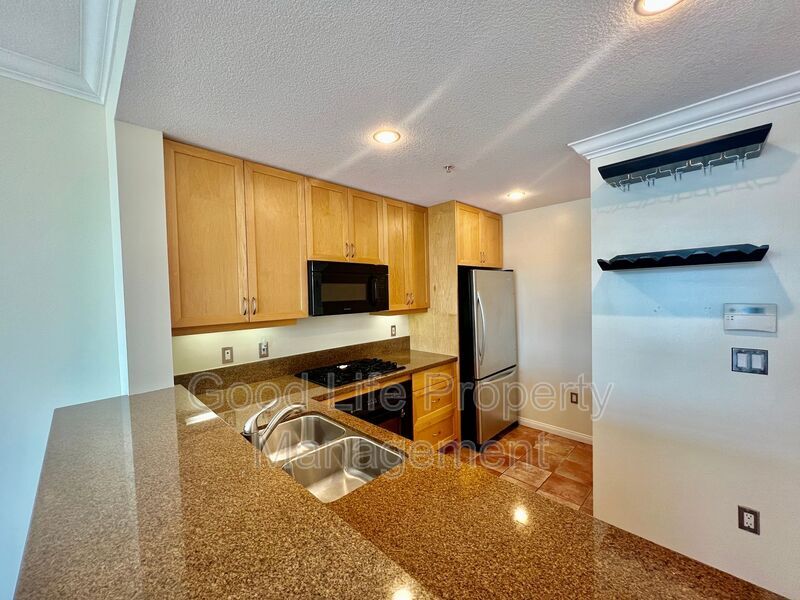 Foto principal - 850 Beech St