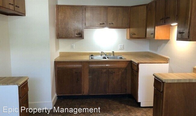 Building Photo - 3 br, 1 bath House - 3701 SW 38TH ST