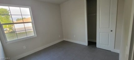 Building Photo - 5004 Jones Dr