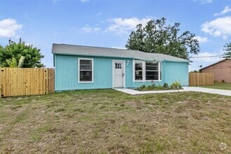 Building Photo - 7113 Regina Dr