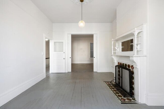 Building Photo - 4 bedroom in San Francisco CA 94110