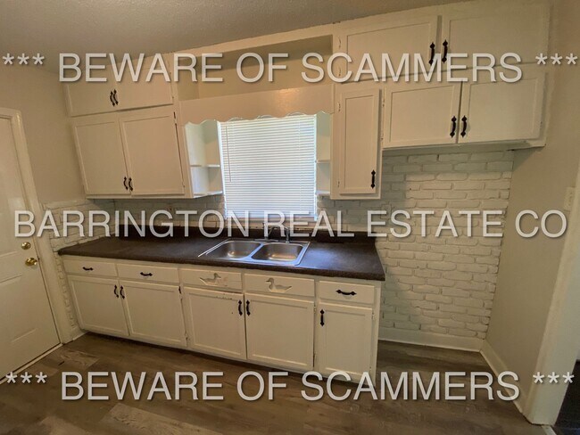 Foto del edificio - 8242 Vassar Ave