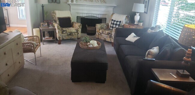 Foto del edificio - 4420 Muirwood Dr