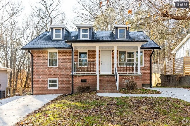 Building Photo - 604 Homeland Ave