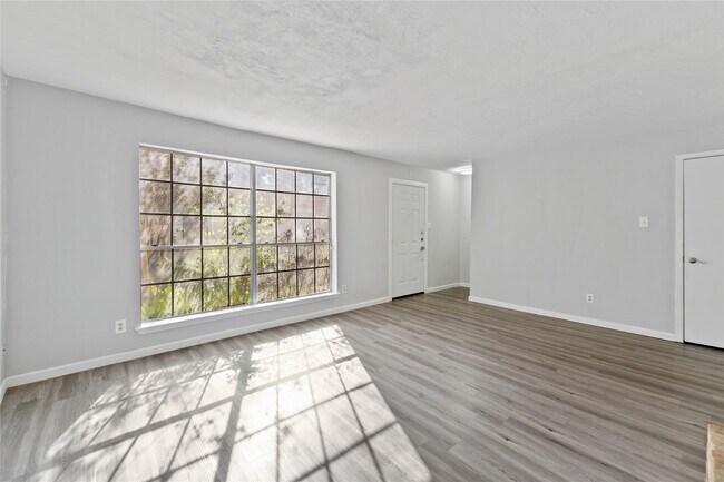 Foto del edificio - 4154 Belle Park Dr