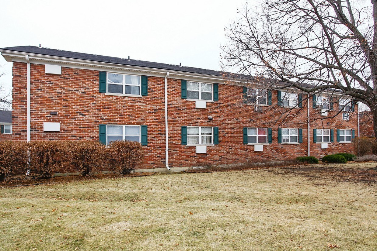 37 Briar St, Glen Ellyn, IL 60137 House Rental in Glen Ellyn, IL