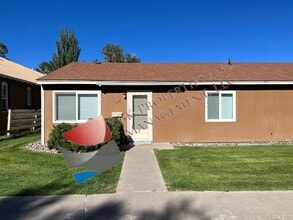 Building Photo - 107 Bell Ave