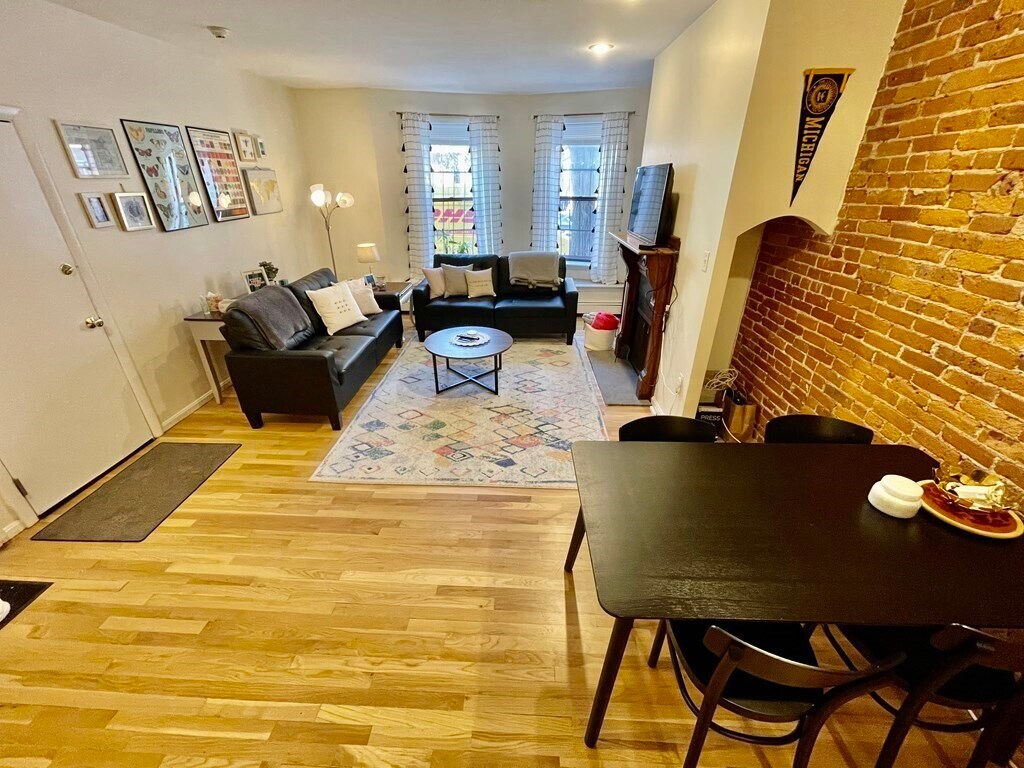Foto principal - 36 Symphony Rd
