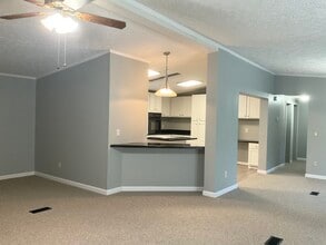 Building Photo - 1110 Fifty Lakes Dr