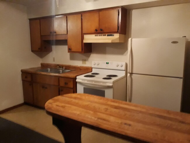 Foto del edificio - 103 Stanton Dr