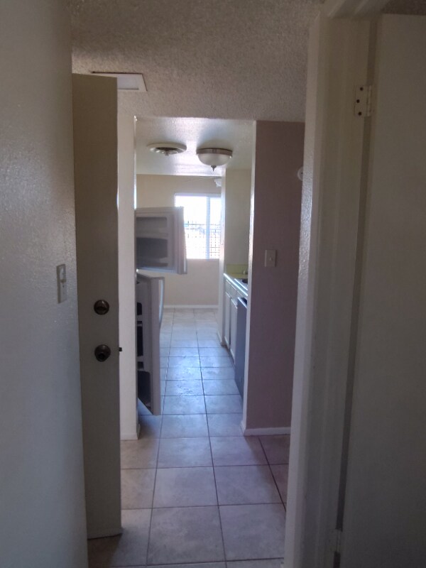 Building Photo - 15551 Sunland Gin Rd