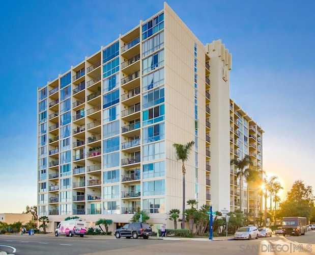Pacific Tower Condominium in Pacific Beach, San Diego - 4944 Cass St