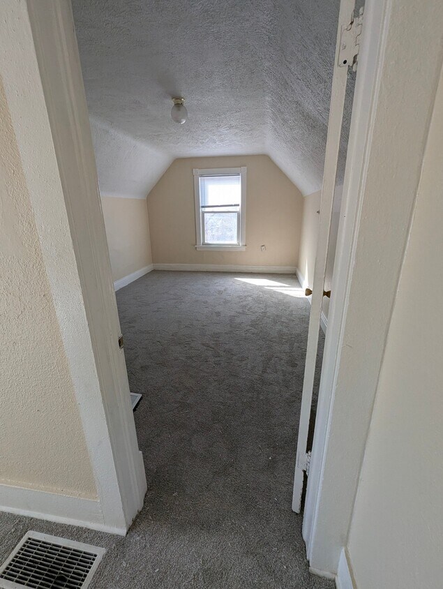 Foto del edificio - 3315 Laurel Ave