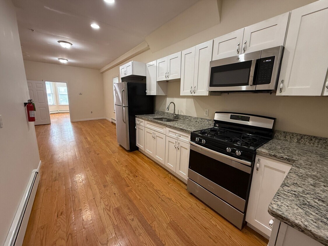 Foto principal - 16 Chelsea St