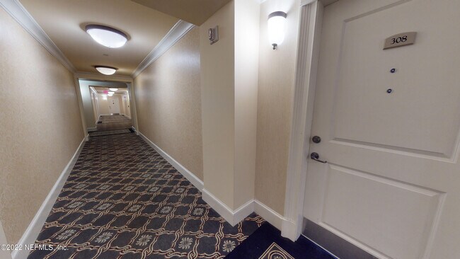 Foto del edificio - 400 E Bay St