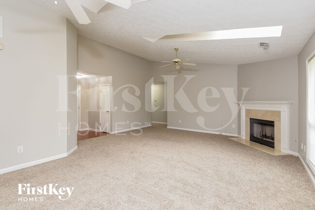 Building Photo - 799 Avalon Forest Way