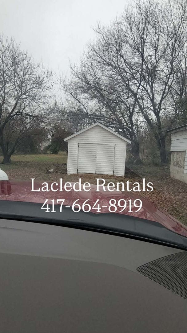 Building Photo - 2 Bedroom 1 Bathroom house