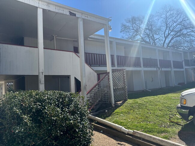 Foto del edificio - 701 Canada St