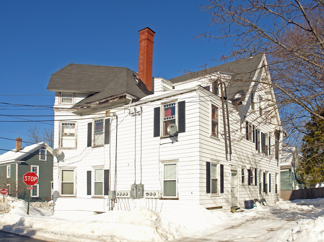 Building Photo - 846 State St