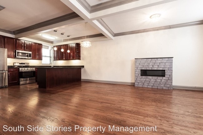 Building Photo - 4002 S Calumet Ave