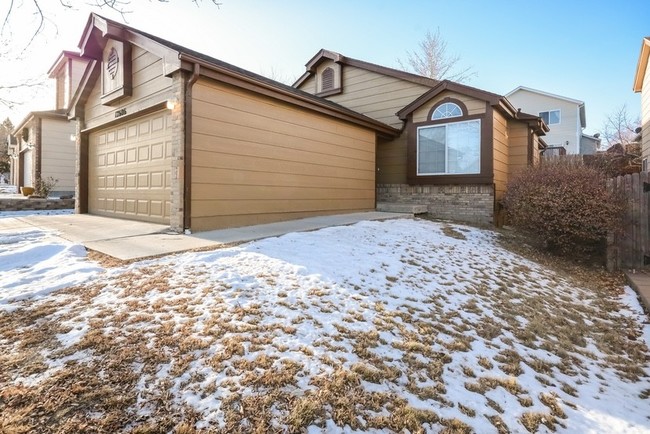 Building Photo - 17606 E Brown Cir