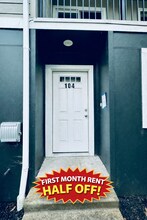 Building Photo - 2603 SW Pickford St