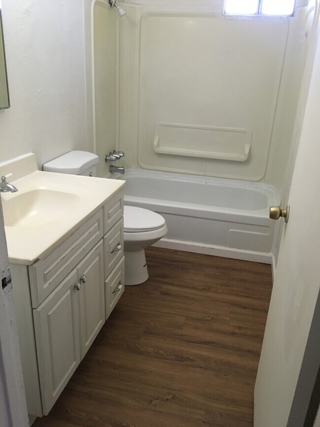 4946 Virginia Ave, Oroville, CA 95966 Townhome Rentals in Oroville CA