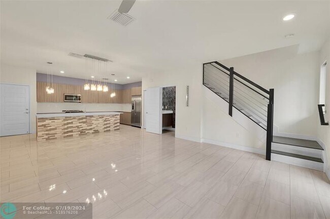 Building Photo - 8340 NW 51st Terrace