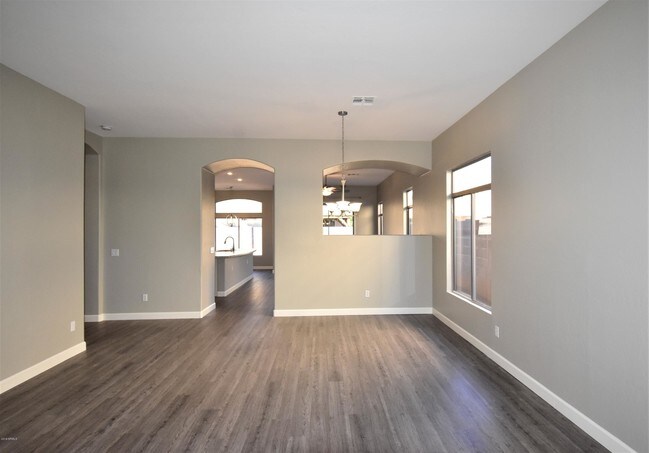 Foto del edificio - 9430 W Elm St