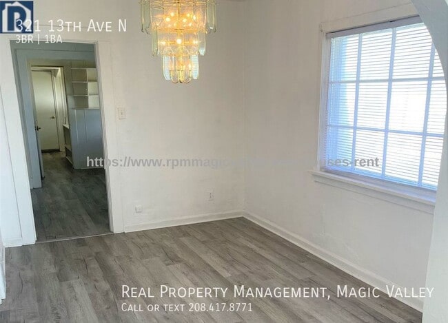 Foto del edificio - 321 13th Ave N