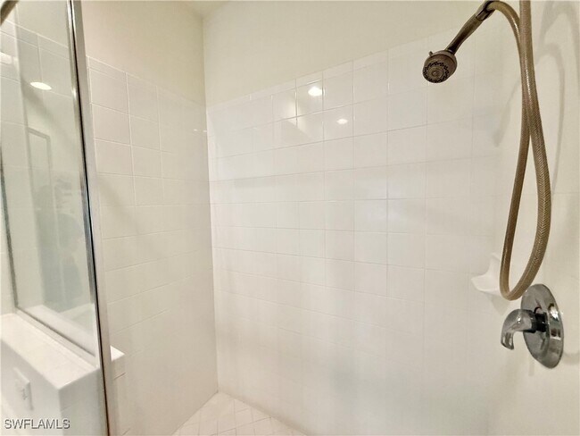 Foto del edificio - 1335 Sweetwater Cove