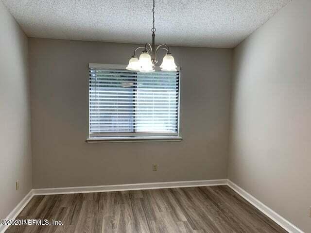 Building Photo - 7404 Amandas Crossing Dr N