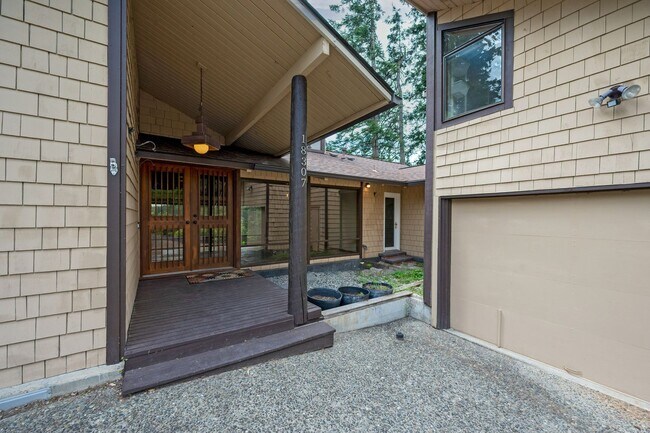 Foto del edificio - 3 Bed / 3 Bath Home in Tam O'Shanter!