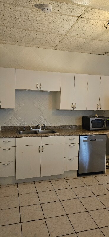 Foto del edificio - 64 Kenyon St