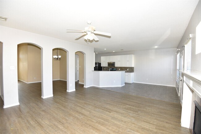 Building Photo - 9907 Up Country Ln