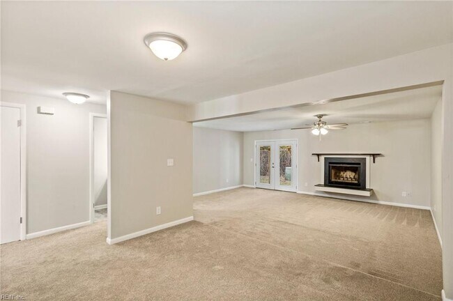 Foto del edificio - 2135 Pier Point Pl