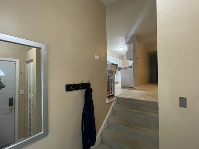 Building Photo - 776 Sunset Ct