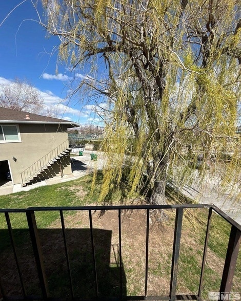 Building Photo - 5020 Tahiti Wy