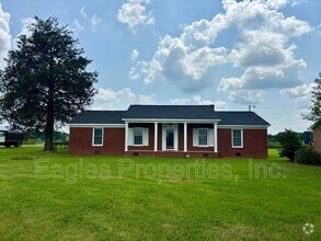 Building Photo - 4983 Washington St