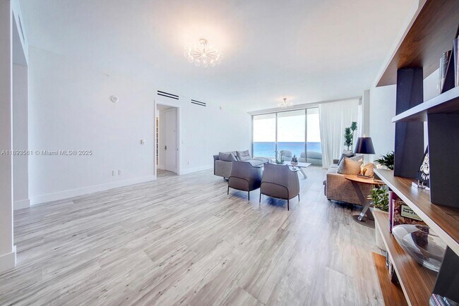 Building Photo - 10203 Collins Ave