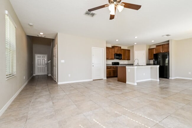 Foto del edificio - 7205 Ozello Trail Ave