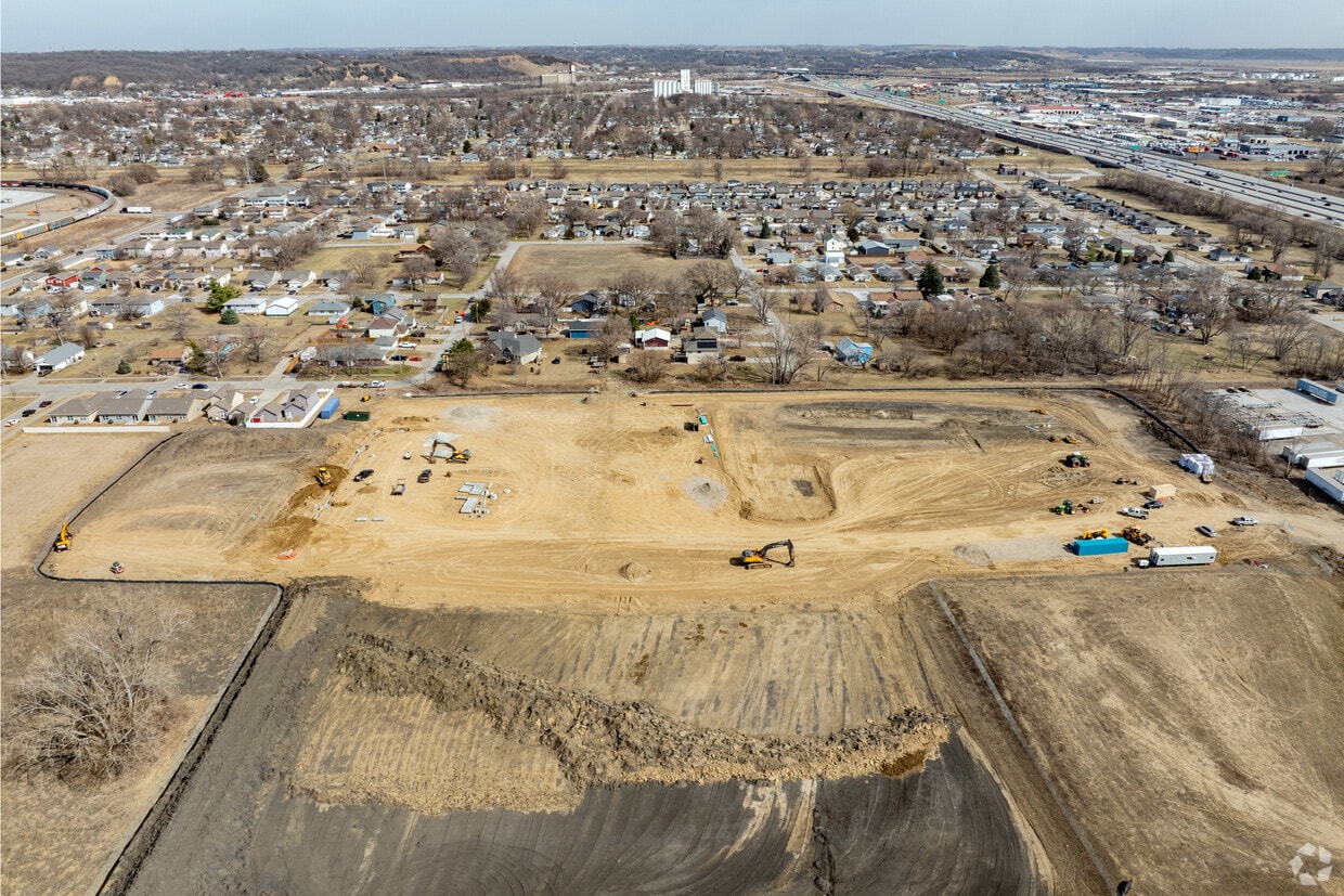 Building Photo - Union at Bluffs Run
