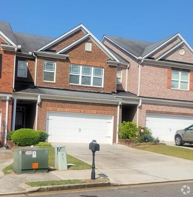 Building Photo - 207 Green Bridge Ct SE