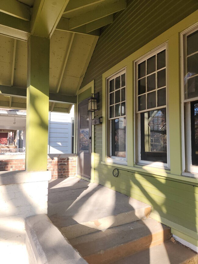 Photo - 2041 N Talbott St House